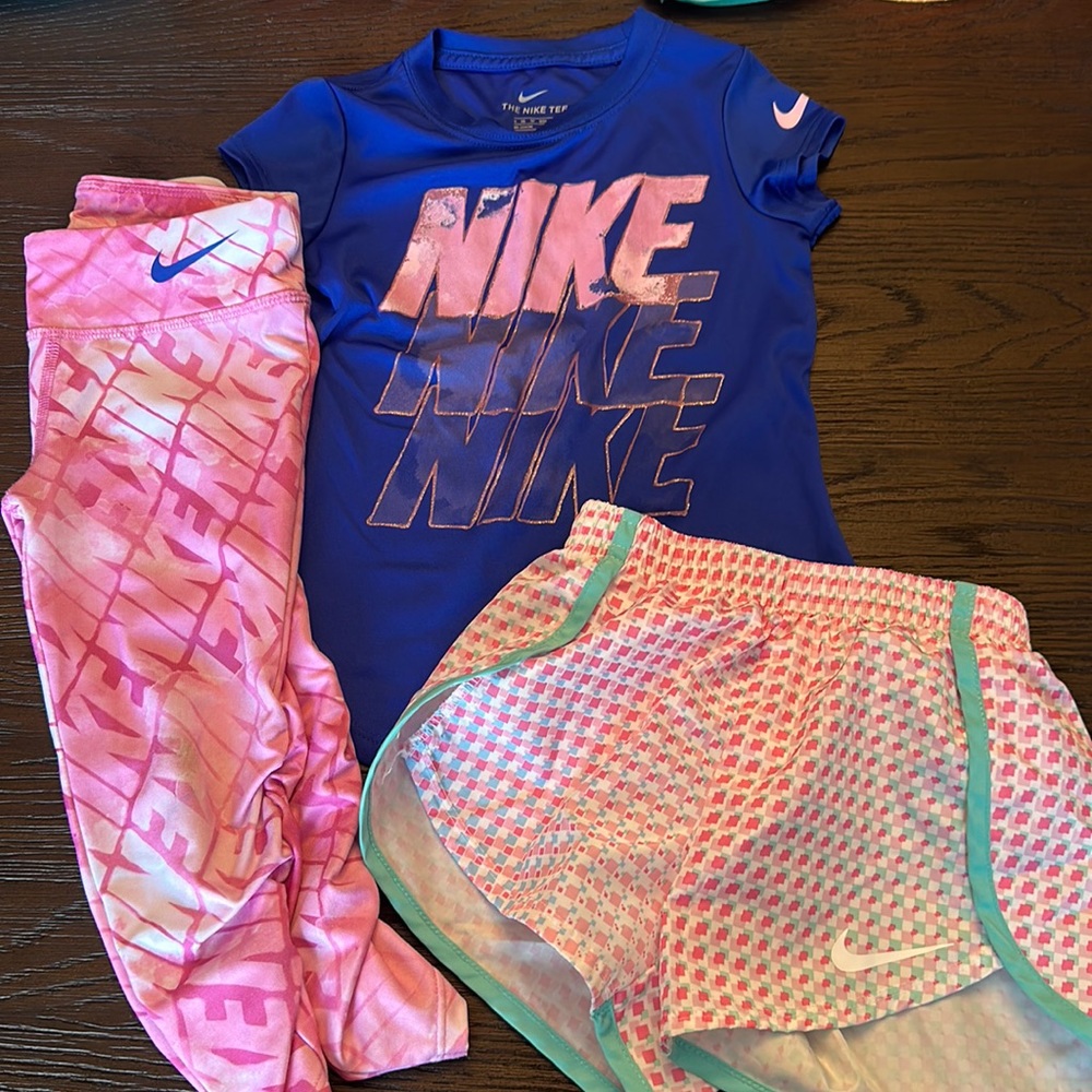 Nike size 4 shirt, shorts and cropped pants